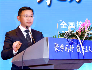 媒體報道【新浪家居】：業(yè)績倍增，易高定制家居用實力說話
