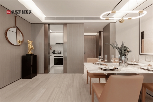 全屋定制的優(yōu)點(diǎn)在什么地方體現(xiàn)的比較明顯？